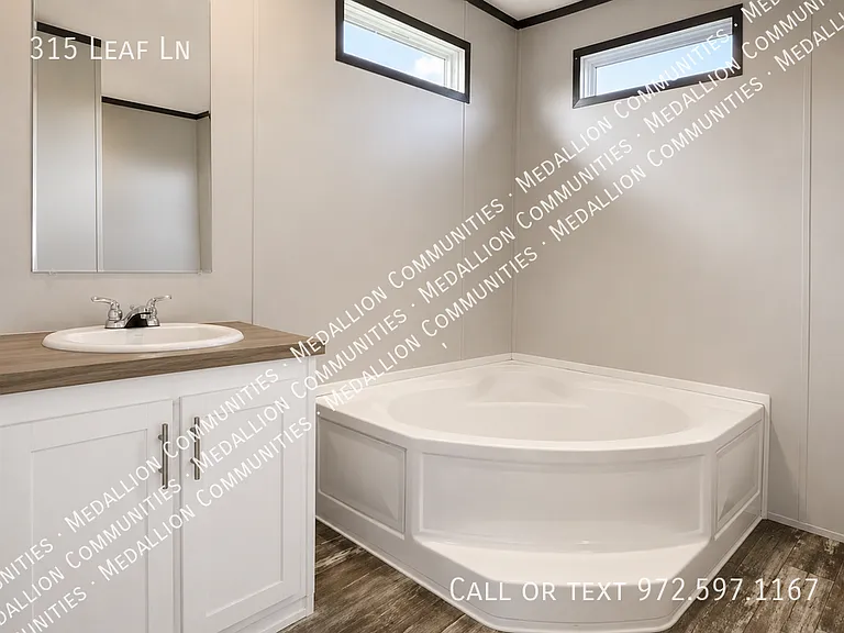 315 Leaf Ln — Photo 6