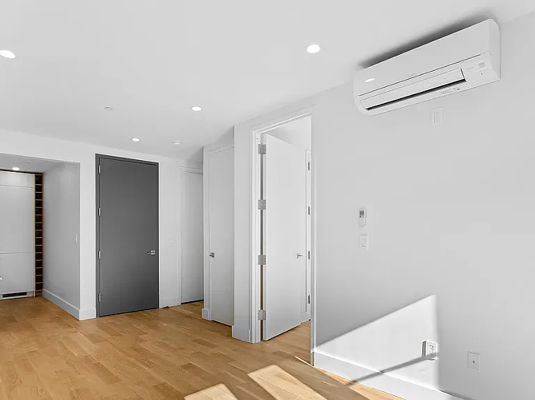 701 Lafayette Ave #3-A — Photo 5