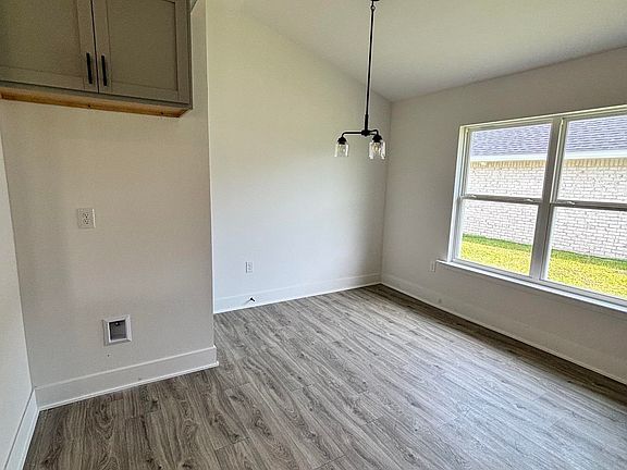 5th image of 8861 Serama Dr