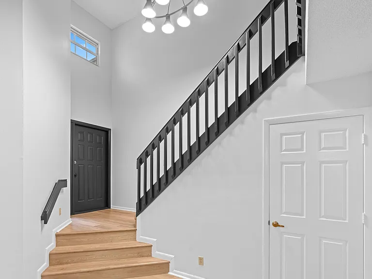 1410 Ocean Dunes Cir — Photo 3