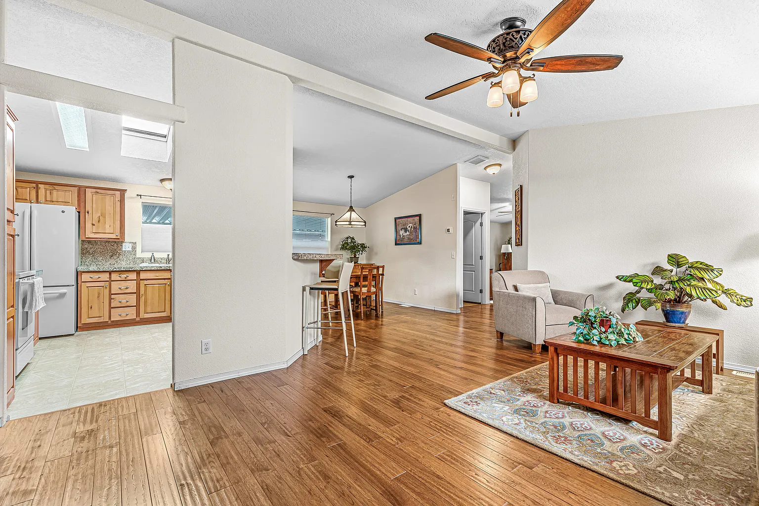 10 E South Stage Rd Space 514 photo 1