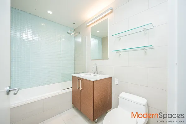 Rented by Modern Spaces | media 30