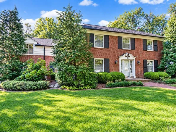 312 McDonald Pl, Saint Louis, MO 63119