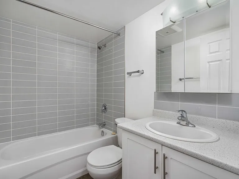 117 14th Ave SW — Photo 19