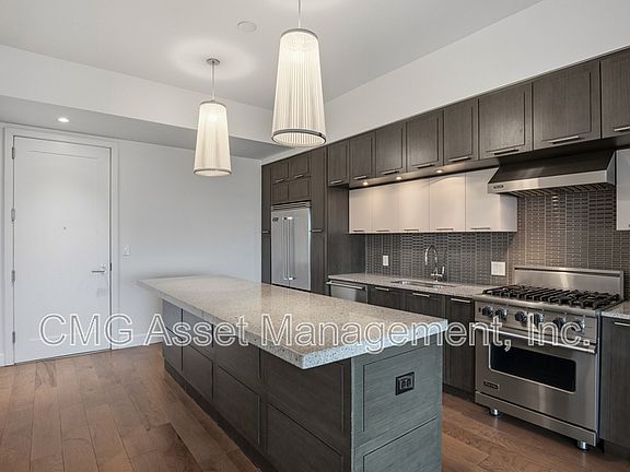 5th image of 1820 Peachtree St NW Unit 1006