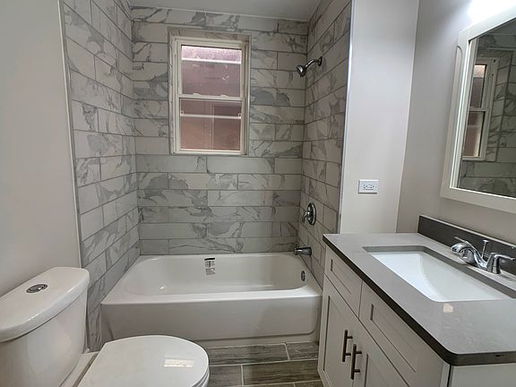 4th image of 3306 W Cullom Ave #1