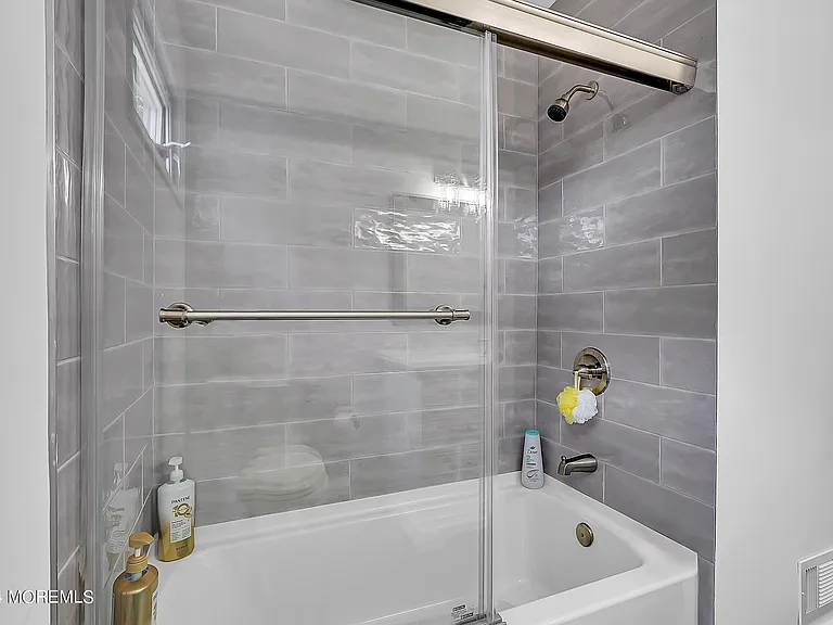 295 Jerome Ave — Photo 14