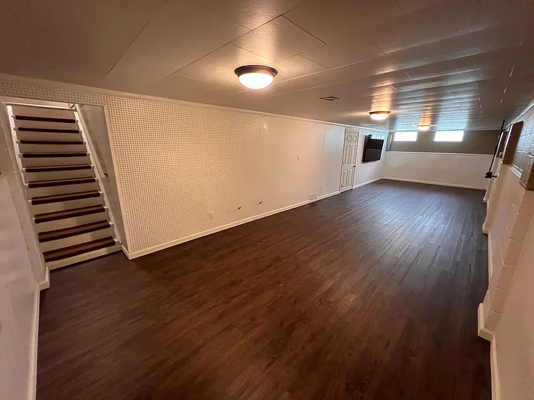 6347 Faircrest Rd — Photo 16