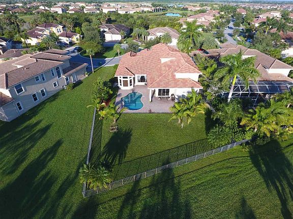 5th image of 10466 SW Tibre Ct