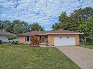 6781 Stafford Dr, Mayfield Heights, OH 44124