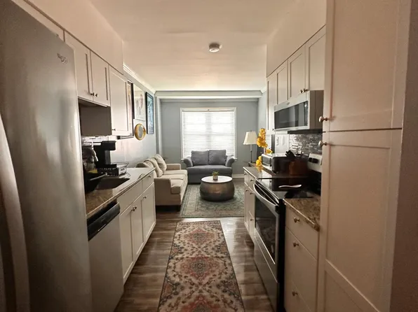 2002 Greene St APT 502, Columbia, SC 29205