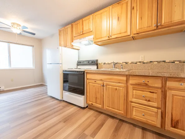 2527 NW Savier St, Portland, OR