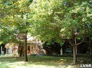 200 W Main St, Macungie, PA 18062
