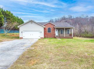103 Cherry St, Athens, TN 37303