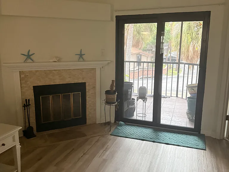 10494 Saint Tropez Pl — Photo 8