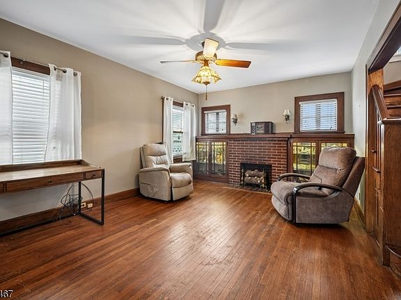 5th image of 158 Palisade Rd