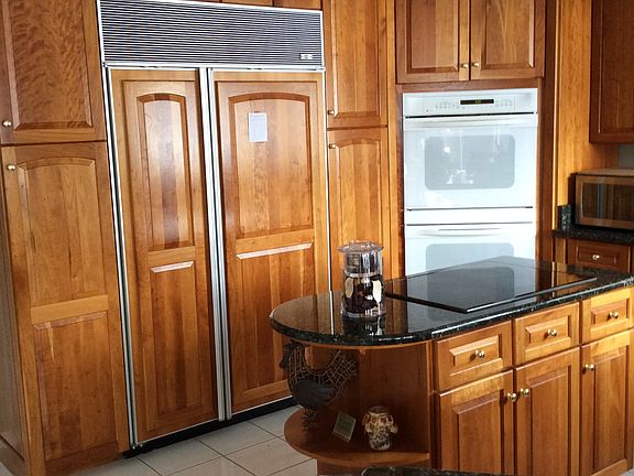 4th image of 3498 Lakeshore Dr