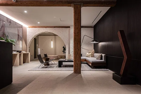 Sold by Sotheby's International Realty | media 20