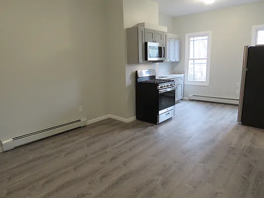 Rented by Brown Harris Stevens | media 33