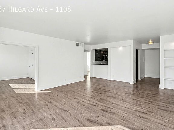 4th image of 967 Hilgard Ave #1108