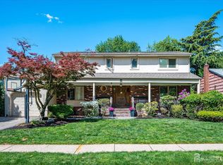 22 Celler Rd, Edison, NJ 08817