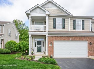 510 Mayborne Ln, Geneva, IL 60134