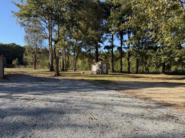 25445 Highway 77, Hollow Rock, TN 38342