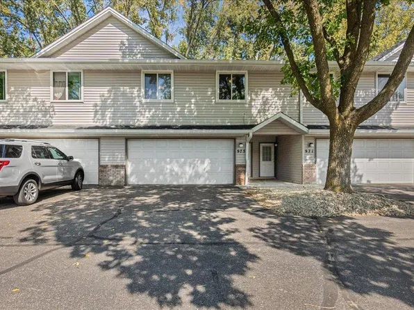 975 104th Ln NW, Coon Rapids, MN 55433