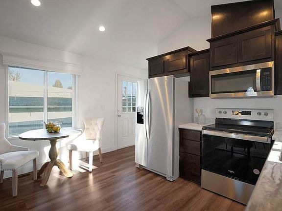 5th image of 570 N 10th Ave Unit 58