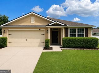 202 Cedar Breeze Dr, Kingsland, GA 31548