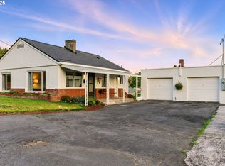 8620 NE Beech St, Portland, OR 97220