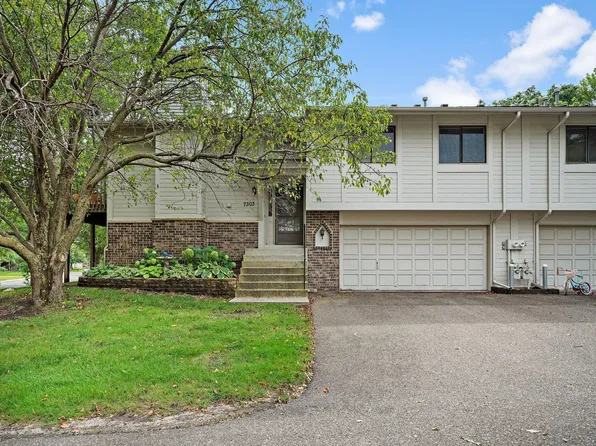 7303 Pontiac Cir, Chanhassen, MN 55317