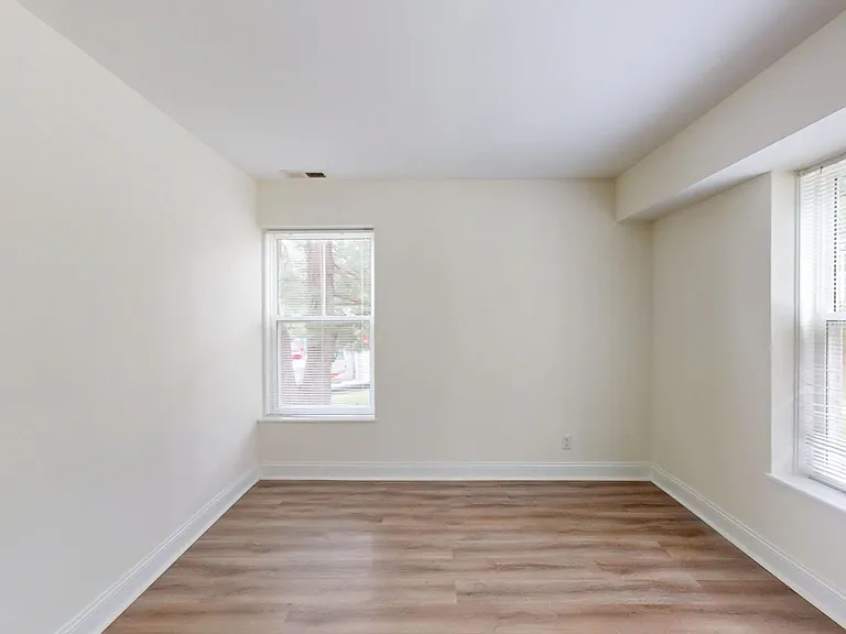 The Commons at Windsor Gardens — Photo 128