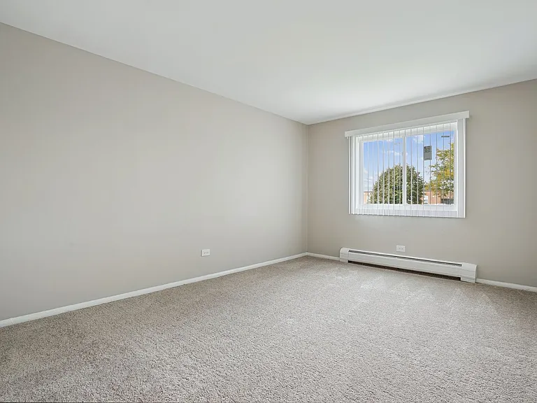 Hoffman Hills Apartments — Photo 41
