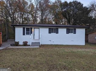 406 Roxbury Dr, Riverdale, GA 30274