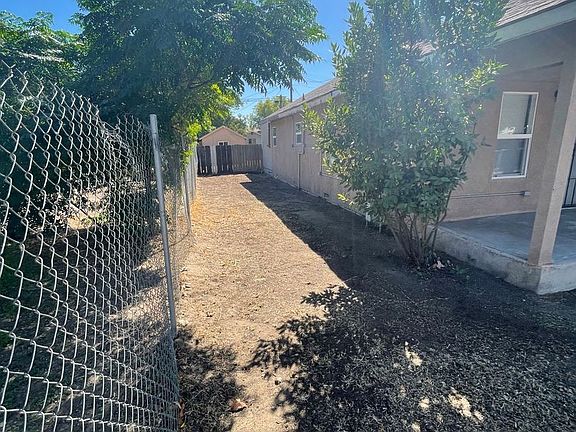 4th image of 4036 E Nevada Ave