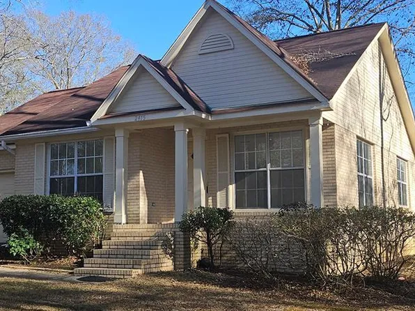 2415 Stonewood Dr, Dothan, AL 36301