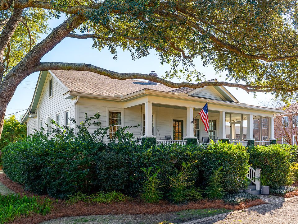 1st image of 764 Rutledge Ave