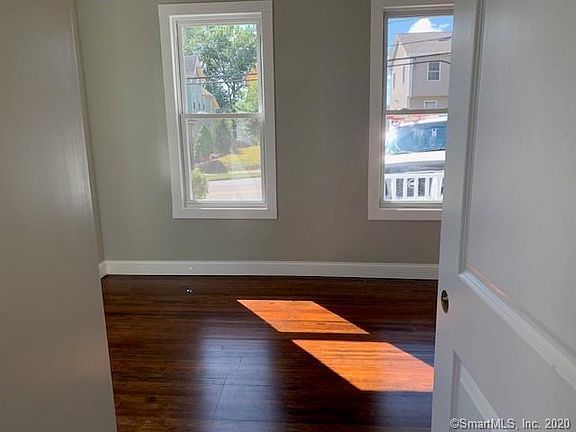 4th image of 14 Belden St #A