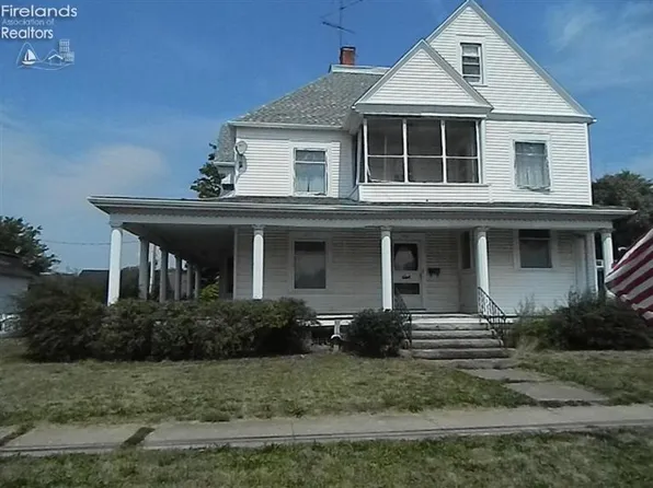 105 E Main St, New London, OH 44851