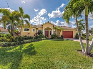 2238 Valencia Lakes Cir, Naples, FL 34120