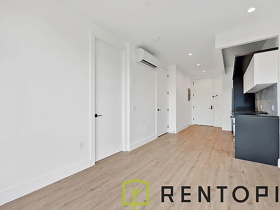 5th image of 2175 Bergen St #3C