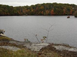 94D Billings Lake Rd, North Stonington, CT 06359