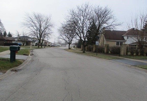 5th image of 16847 Luella Ave