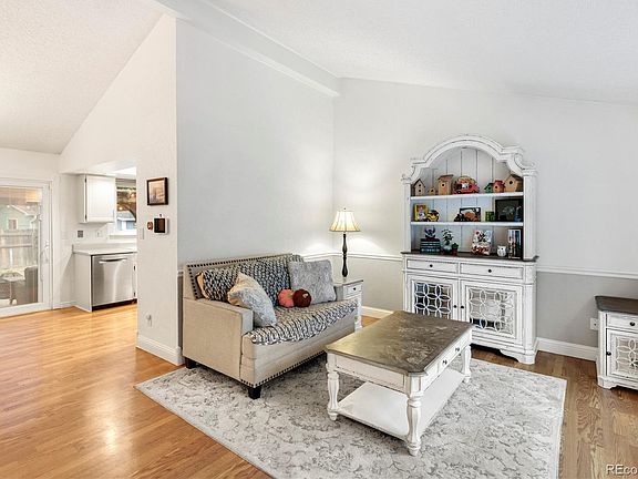 3rd image of 5852 S Nelson Street
