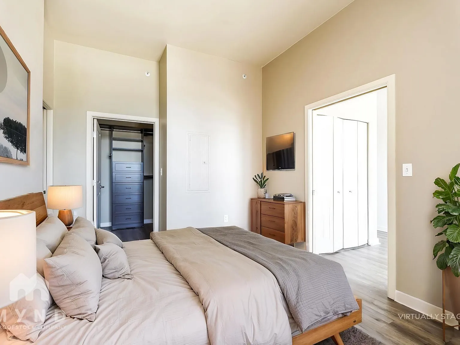 1 bed, 1.5 bath, 749 sqft, $1,875 — Photo 4