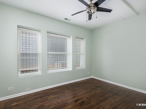 4th image of 4750-4752 S Indiana Ave #4750