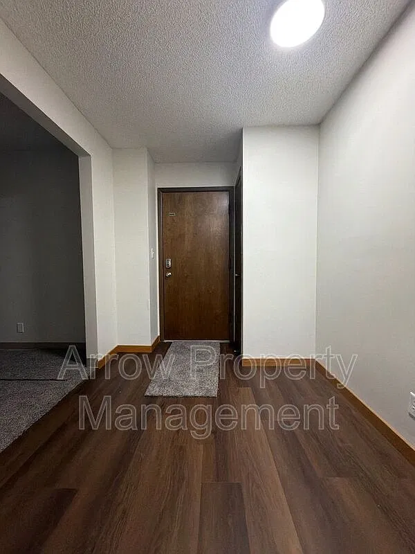 1 bed, 1.0 bath, 609 sqft, $675 — Photo 3