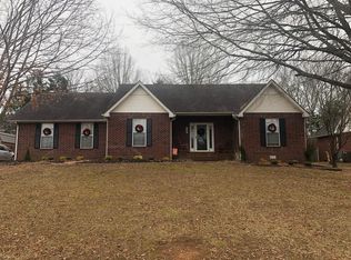 202 Brentmeade Dr, Murfreesboro, TN 37130