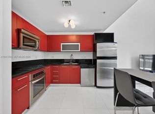 253 NE 2nd St APT 424, Miami, FL 33132